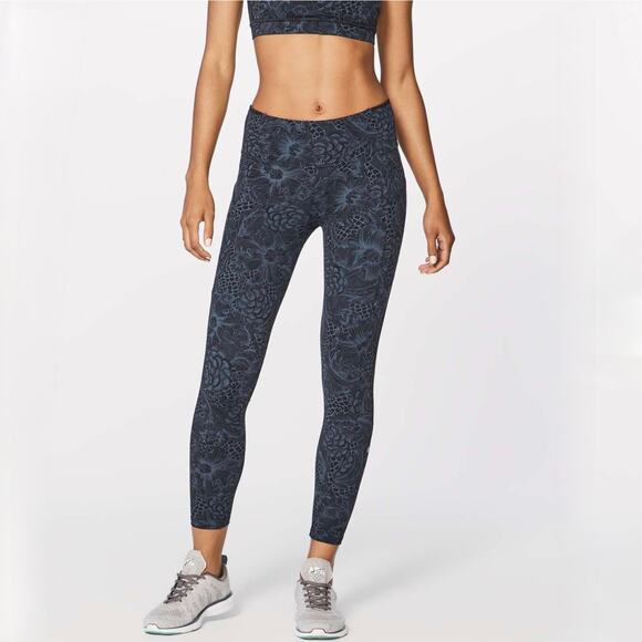 Lululemon Run On Tight 25" Nouveau Mach Blue Black Size 6 High Rise Leggings EUC - Picture 1 of 16